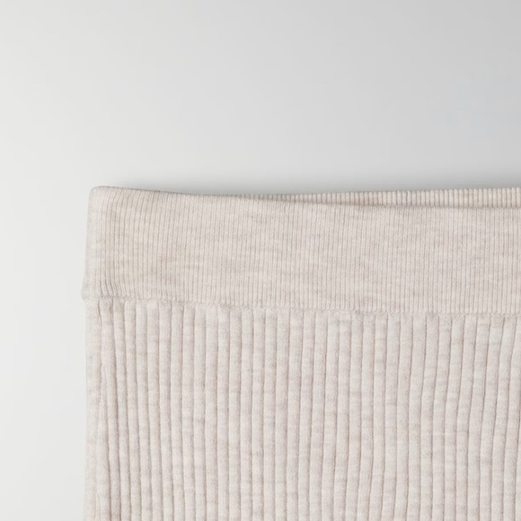 Aritzia White Reso Skirt NWOT Size 2XS - Picture 4 of 9